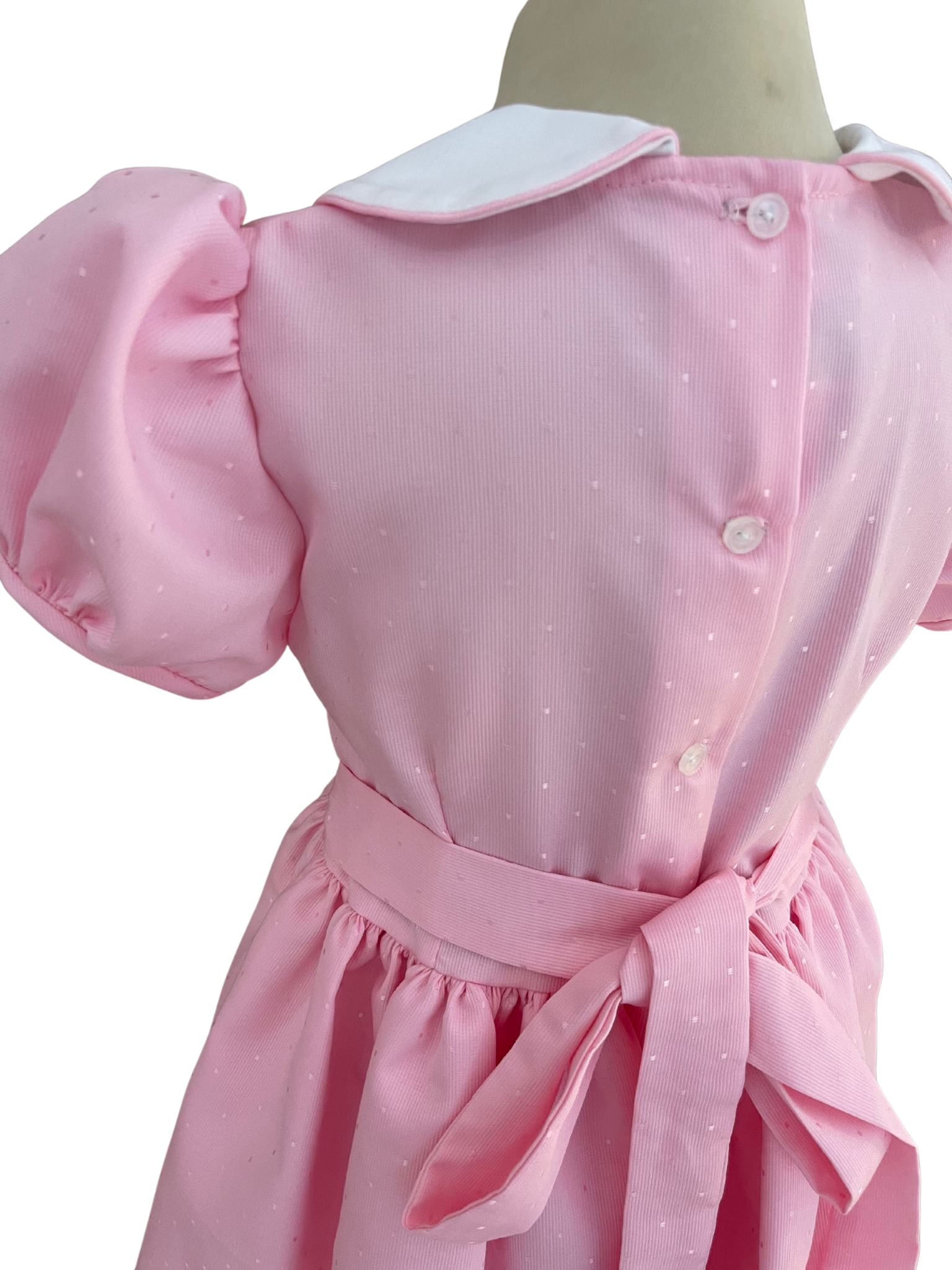 Vestido Lía pique lumiere rosa detalle