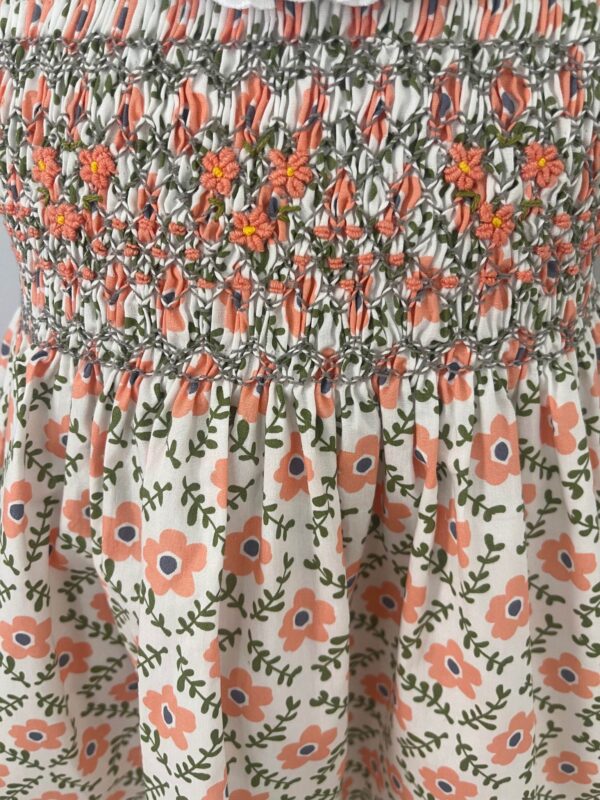 Ramona Vestido casual floreado detalle bordado