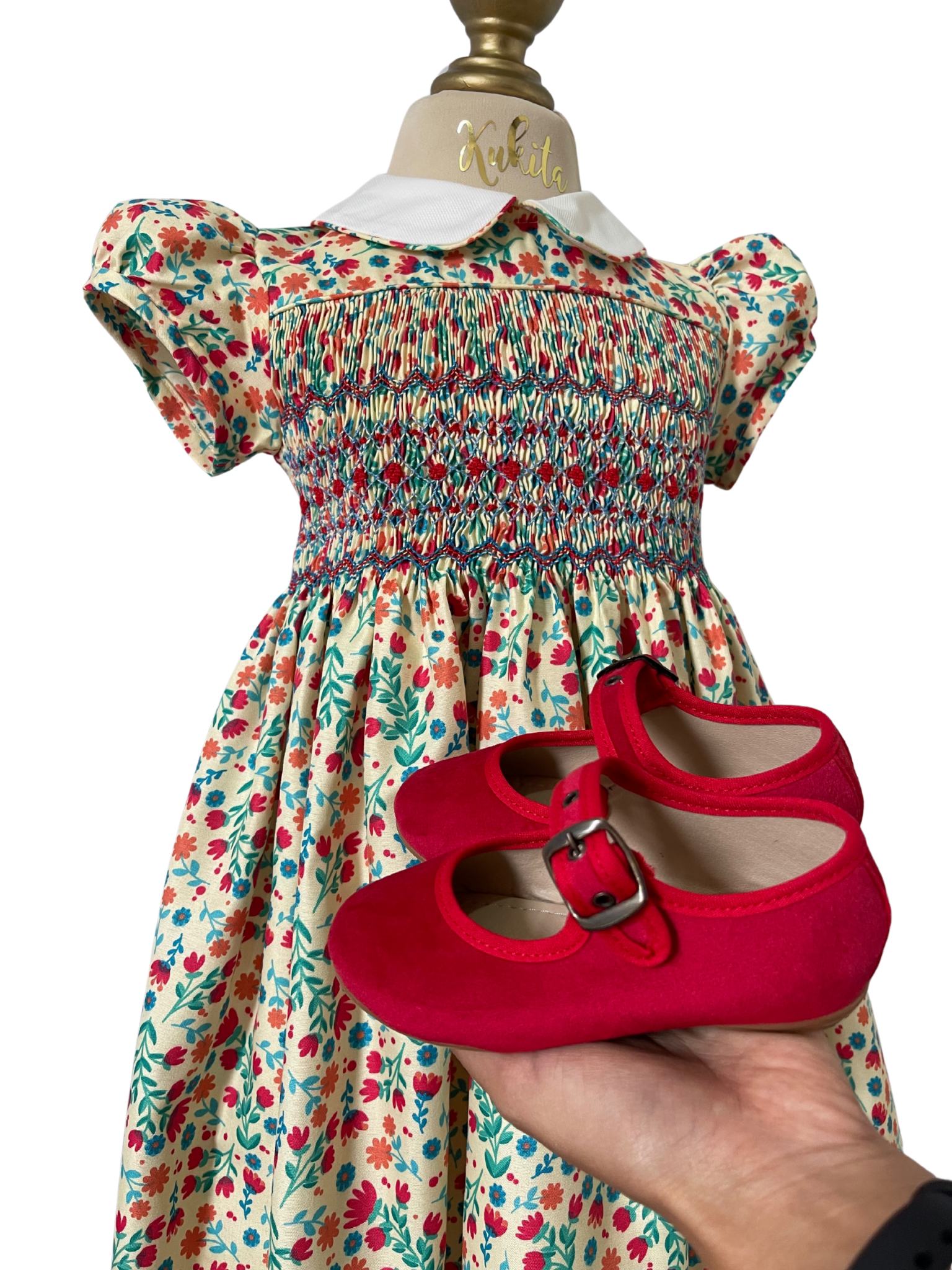 Vestido Allegra con zapatos
